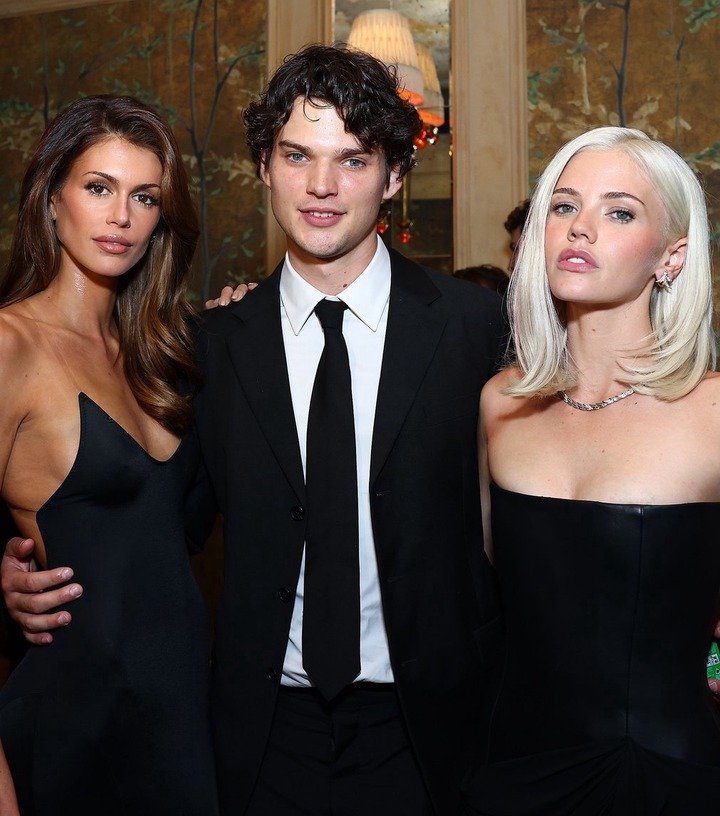 The Shards Premiere: Cast Brings 1981 Style to Series World Premiere The Shards Premiere cast celebrating the new 1981-inspired TV series