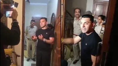 Tehseen Poonawalla Claims House Arrest Ahead of Hunger Strike Over E20 Petrol Policy Tehseen Poonawalla speaking outside his residence while alleging he was placed under house arrest ahead of his planned protest against the E20 petrol policy.