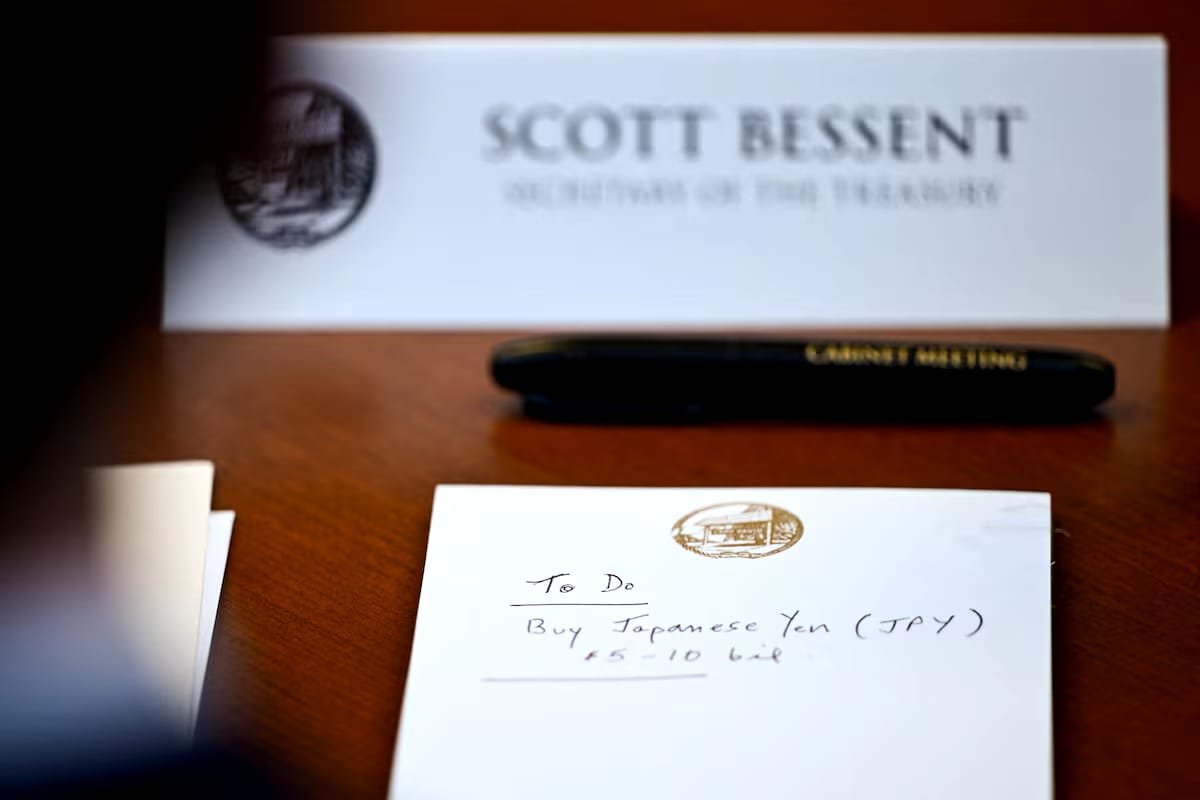 Scott Bessent's To-Do List Suggests Possible US Plan to Buy $5–10 Billion in Japanese Yen US Treasury Secretary Scott Bessent attends a Cabinet meeting at Camp David with a notepad referencing a possible Japanese yen purchase.