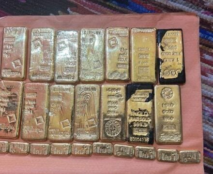 Bengal Police raid in Birbhum where 15 kg gold and Rs 20 crore cash were recovered