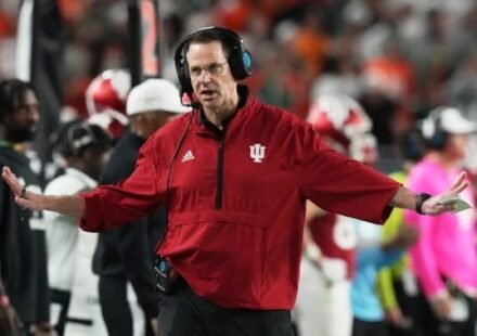 Indiana coach Curt Cignetti reacts during the College Football Playoff national championship game
