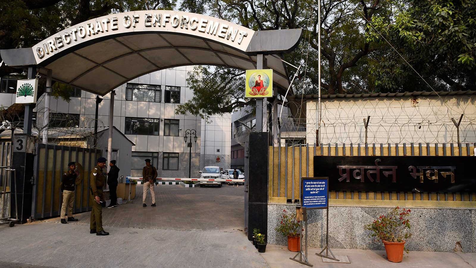 ED Raids Karnataka Locations in Rs 2,110.97-Crore Money Probe ED Karnataka money laundering probe searches in Rs 2,110.97 crore case