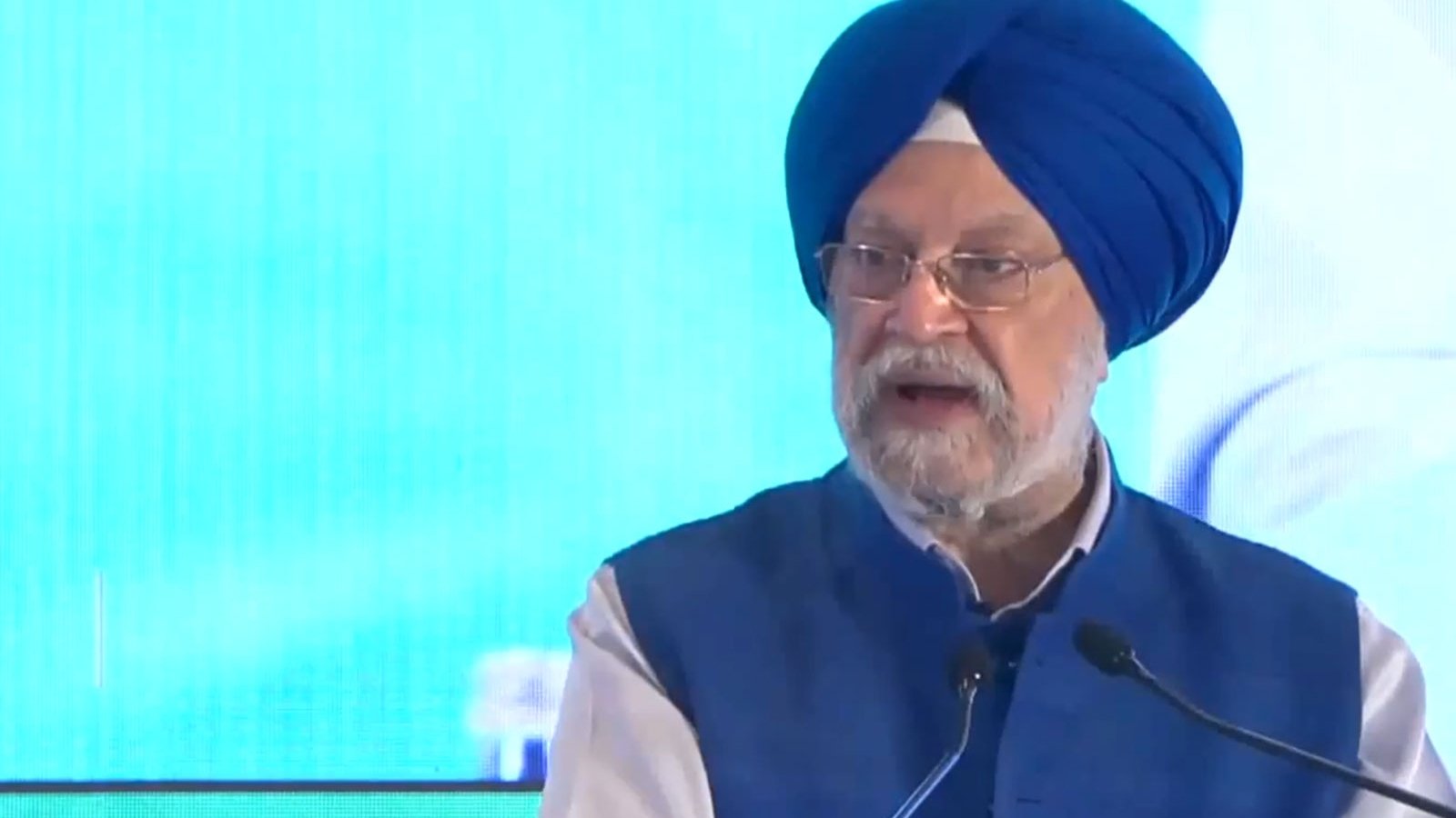 Hardeep Puri Says Only Four Fuel Contamination Cases Found Across 1.07 Lakh Petrol Pumps Amid E20 Debate Union Petroleum Minister Hardeep Singh Puri addresses the E20 fuel controversy and nationwide fuel quality testing at the CII International Energy Conference.