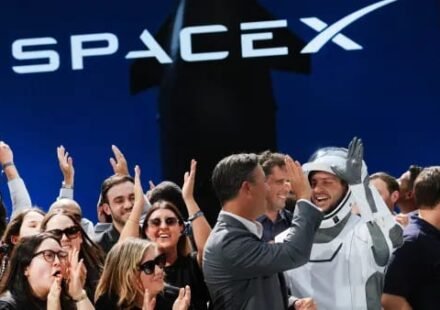 SpaceX Starship rocket ahead of the company's first public earnings report following its IPO.