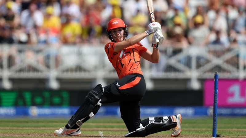 Annabel Sutherland Stars as Sunrisers Leeds Keep Eliminator Hopes Alive with Thrilling Win Over London Spirit in The Hundred Women's 2026 Annabel Sutherland celebrates after guiding Sunrisers Leeds to victory over London Spirit in The Hundred Women's Competition 2026.