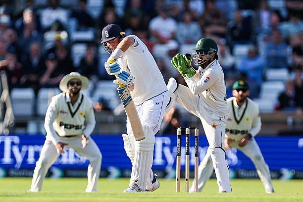 England vs Pakistan 1st Test: ENG 139/2 on Day 2 England vs Pakistan 1st Test 2026 scorecard as Joe Root and Jordan Cox bat