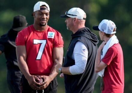 Atlanta Falcons running back Bijan Robinson after signing a record-breaking contract extension.