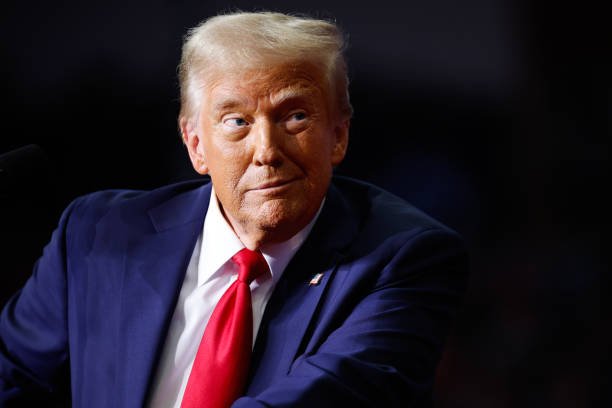 Donald Trump Iran Economic Pressure: What Options Does the US Have? Donald Trump discusses tougher economic pressure and sanctions against Iran