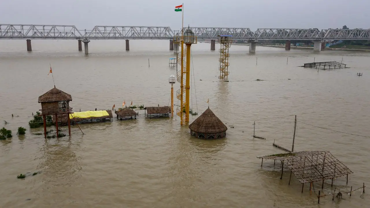 Prayagraj Flooding Disrupts Rambagh Train Operations Prayagraj flooding causes waterlogging at Rambagh railway station