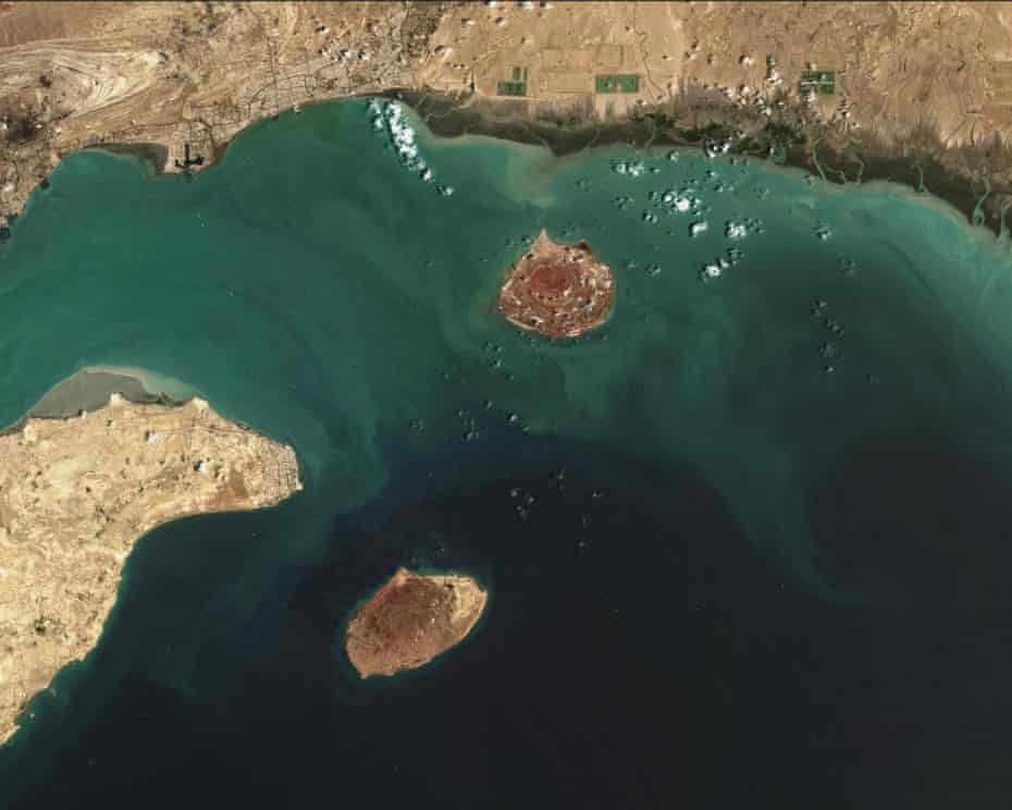 US Iran strikes on Iranian launchers near Larak island in the Strait of Hormuz