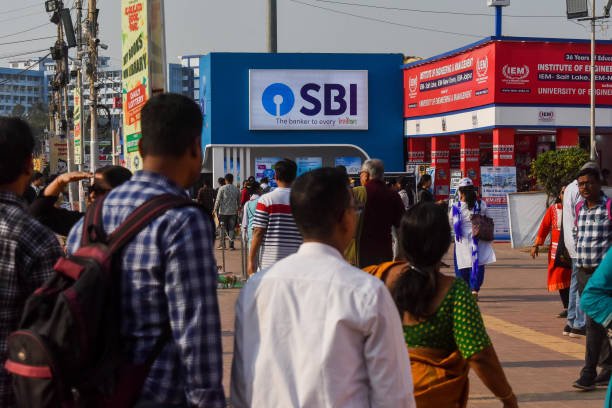 SBI Salary Account ATM Rule Change: 1 अक्टूबर से फ्री ATM ट्रांजैक्शन की लिमिट होगी आधी, जानें नए नियम